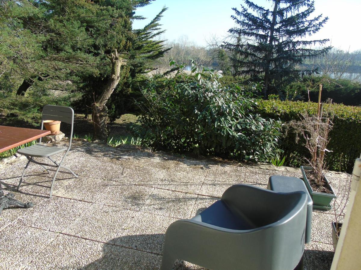 Une Nuit Sur Loire Treves-Cunault Exterior foto